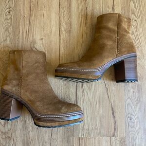 Steve Madden Shaniya Boot in Brown Suede